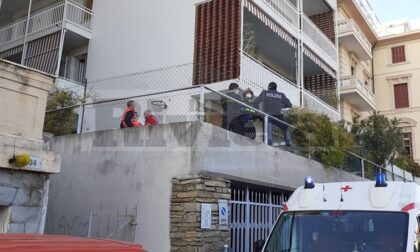 Uomo precipita da un terrazzo dietro il Casinò di Sanremo e muore