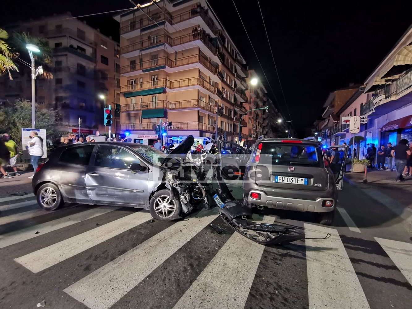 Incidente Vallecrosia Aurelia tre auto coinvolte_03