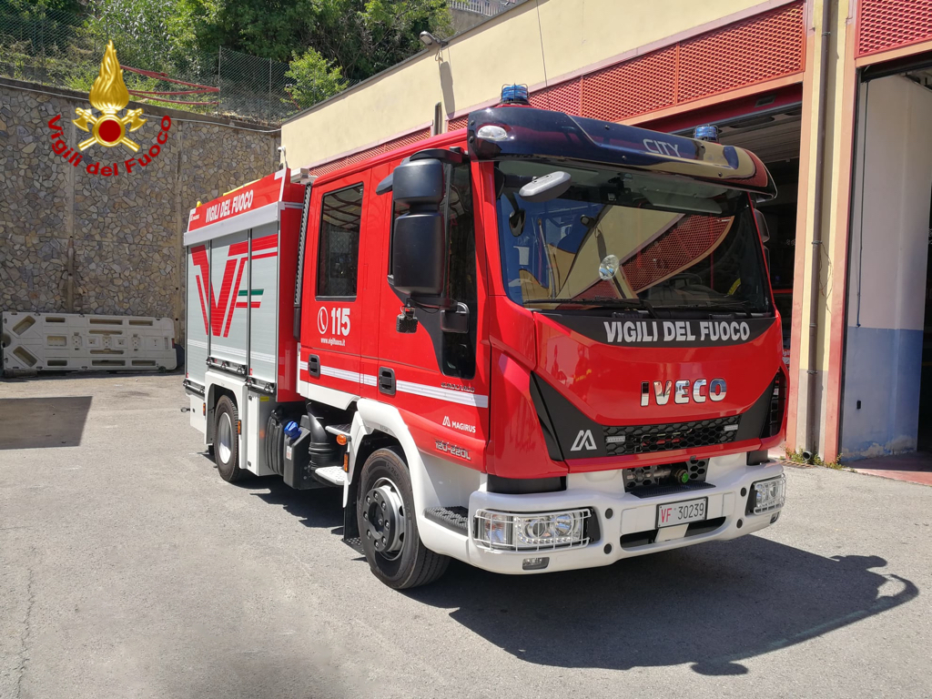 Vigili del fuoco Imperia nuovo mezzo autobotte_03