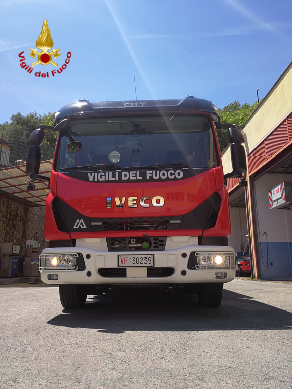 Vigili del fuoco Imperia nuovo mezzo autobotte_04