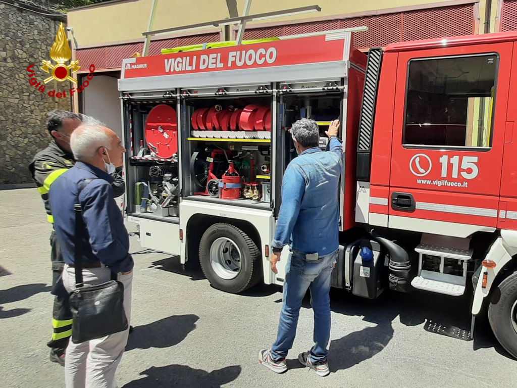 Vigili del fuoco Imperia nuovo mezzo autobotte_09