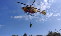 Precipita sul sentiero per i laghetti: grave un 15enne in elicottero al Santa Corona