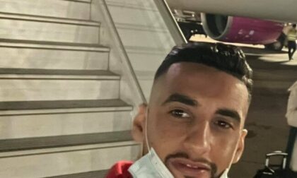 Quattordicenne smette di respirare durante il volo, ma sull'aereo c'è un angelo che le salva la vita