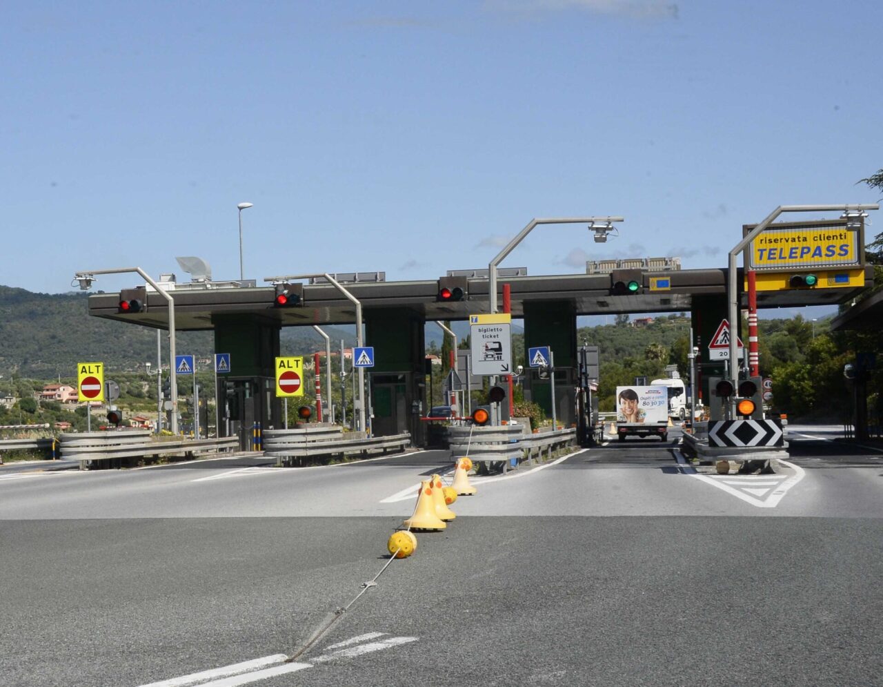 Uscita Imperia Est chiusa per 10 giorni