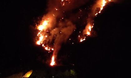 Incendio a Chiusanico vicino alla Statale 28