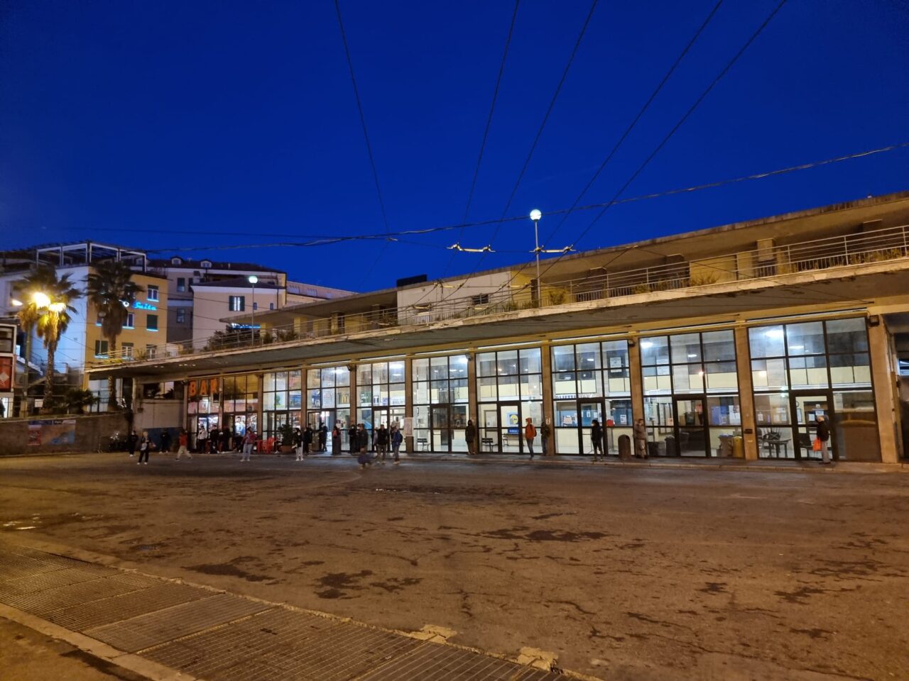 Niente autobus stamattina assemblea spontanea degli autisti RT