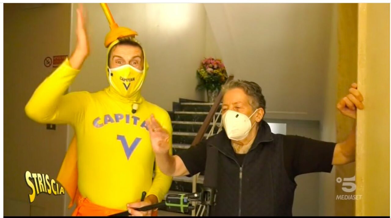 Campane e bestemmie a Ospedaletti: il caso finisce su Striscia la Notizia. Video