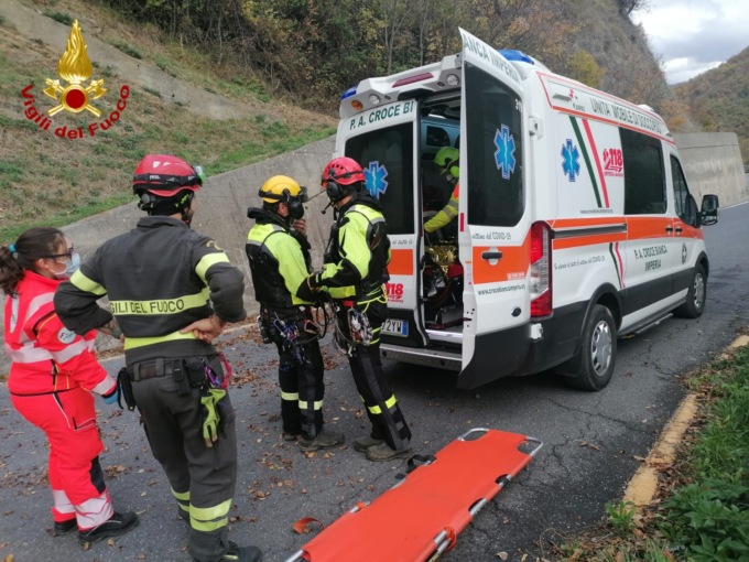 Pilota ferito in un incidente al rally delle Valli Imperiesi, allertato l’elicottero dei vigili del fuoco