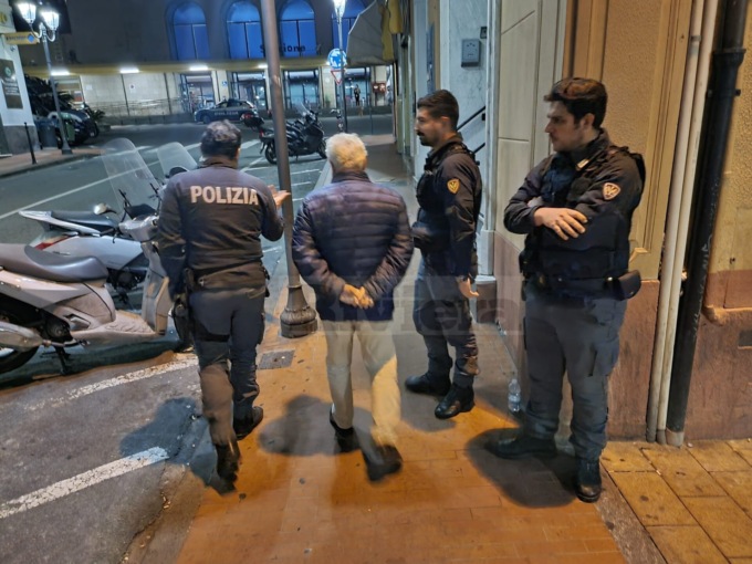 Ronde municipali a Ventimiglia: sanzionato alimentari che vendeva alcolici dopo le 22
