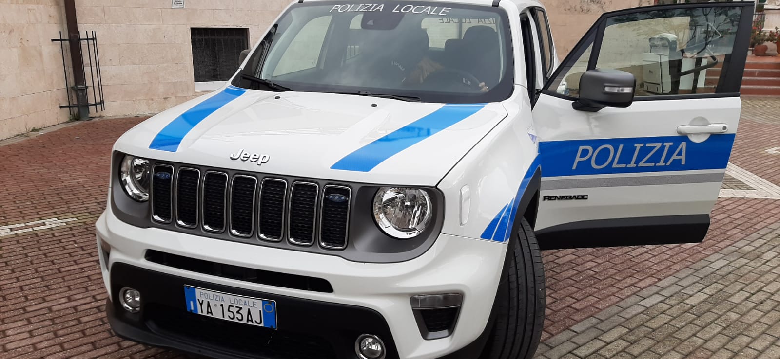 jeep renegade polizia locale ospedaletti lascito pulvirenti_02
