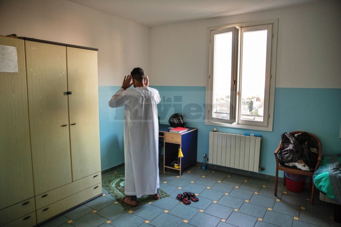 Stranieri minori e vaccinati non possono avere il green pass