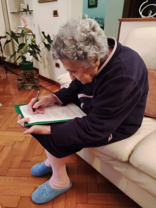 Dalla Spagnola al Covid: terza dose per nonna Battistina