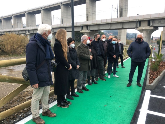 Imperia, i cittadini ringraziano il Comune per i lavori in località Piani