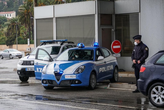 Spaccio di stupefacenti, due arresti della Polizia di Frontiera