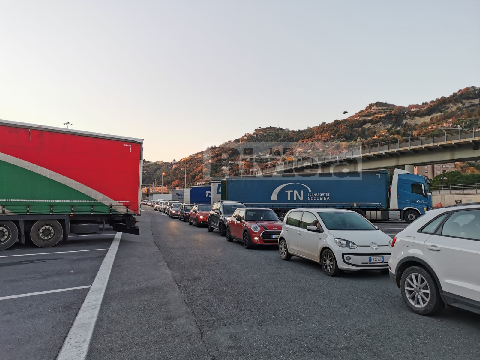 Tamponi drive through Sanremo autoporto Ventimiglia primo giorno_03