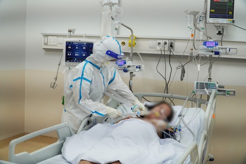 Covid, Natale nero con 3023 positivi in provincia, morta una donna
