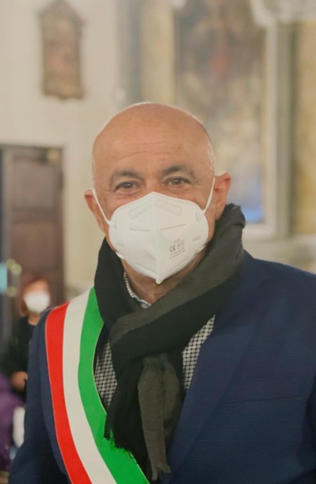Anche il sindaco Pallini firma l’ordinanza per la mascherina obbligatoria