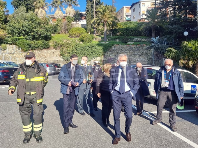 Capienza al 100% dell’Ariston e nave da crociera in rada al 72° Festival di Sanremo. Video