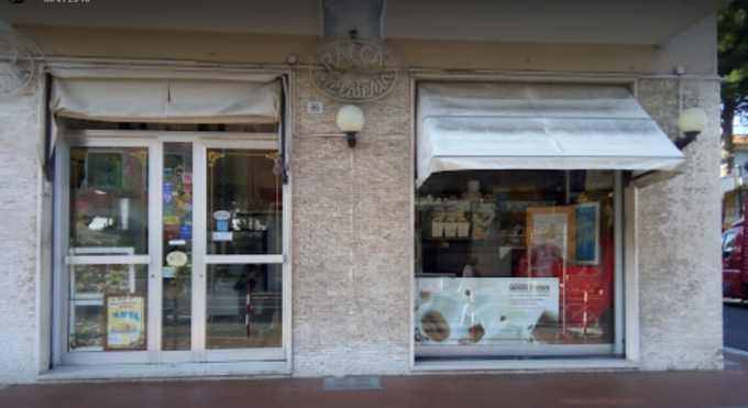 Dopo più di mezzo secolo chiude la pasticceria Racca