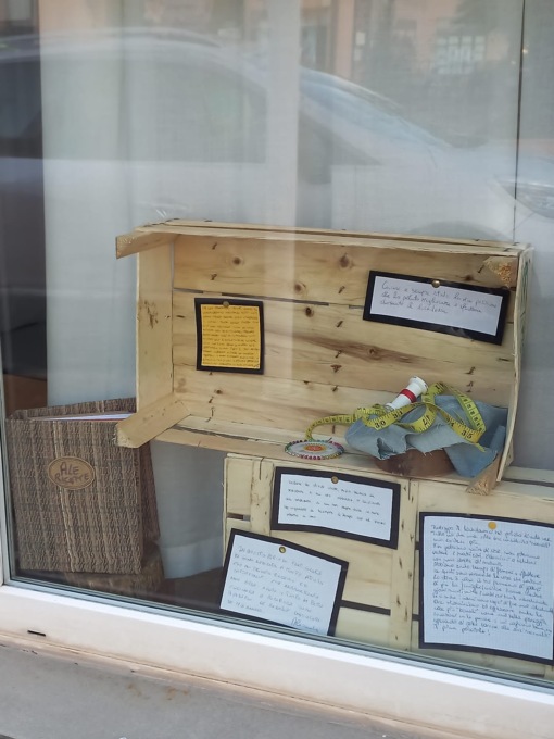 Vetrate per non dimenticare l’Olocausto al nido Abbracciaperte