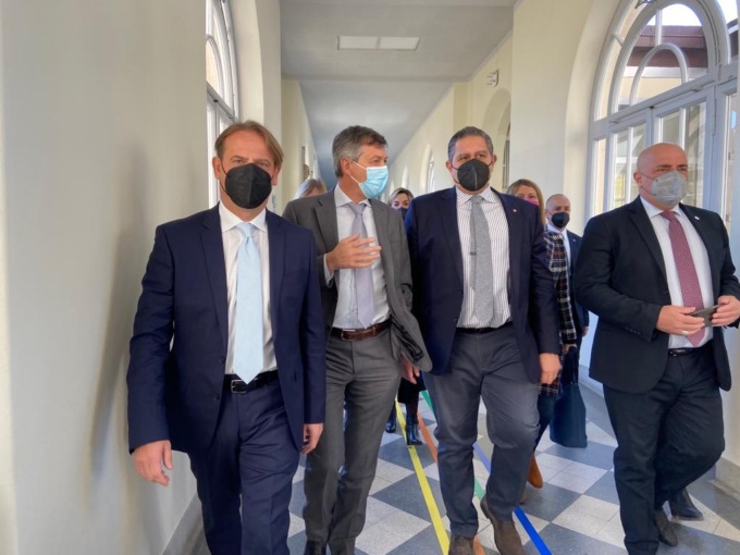 Ospedale Saint Charles: Toti, privati o no garantiremo servizi promessi ai cittadini