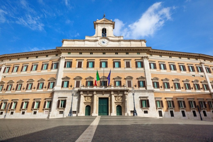 Quanto guadagnano i nostri deputati? Ecco i redditi degli eletti in Liguria