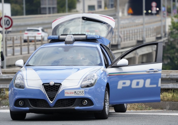 Polizia di Stato indaga tre persone per reati contro il patrimonio