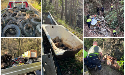 Volontari ripuliscono il rio Seburin a Camporosso