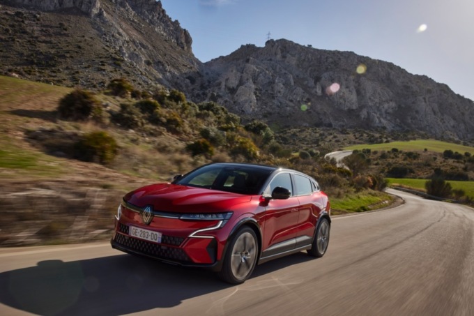 Le novità Renault e Dacia non finiscono mai