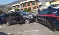 Carabiniere investito da un'auto a un posto di blocco a Ventimiglia