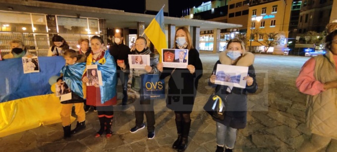 Comunità ucraina organizza fiaccolata per i caduti in guerra