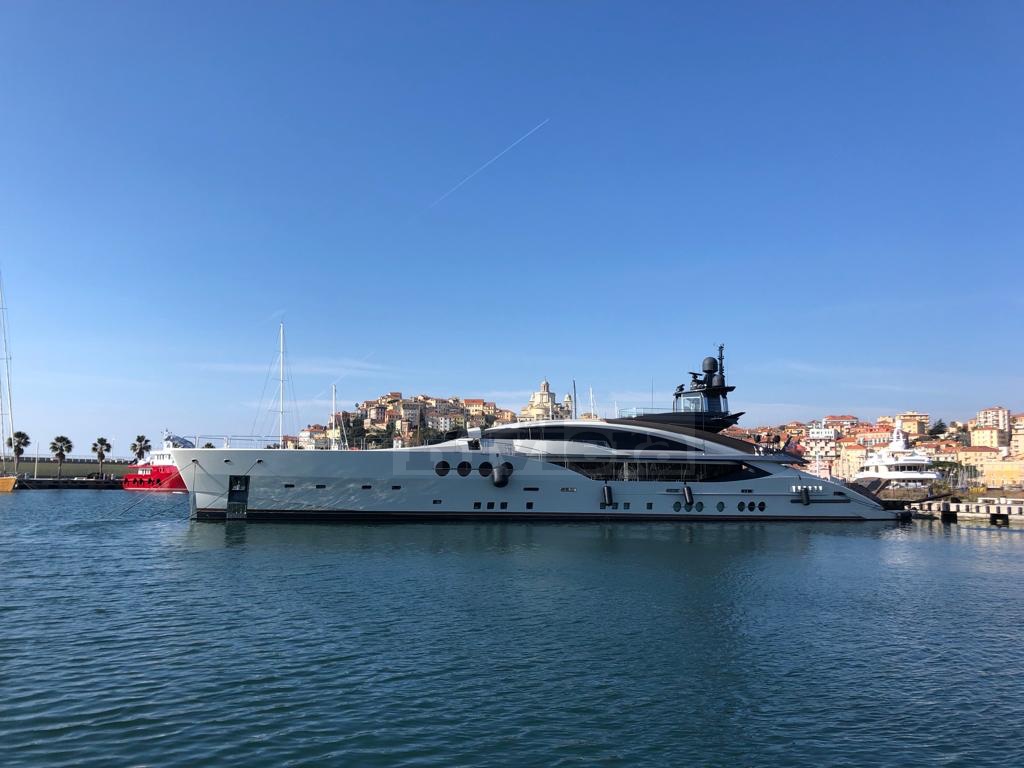 yacht oligarca russo mordashov lady m porto imperia_02