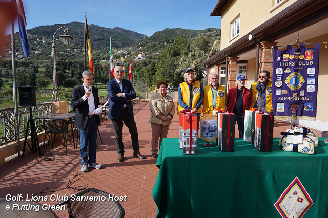Gara di golf benefica per donare una borsa di studio