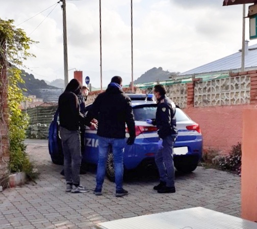 Ricercato arrestato in ex villaggio turistico Camporosso