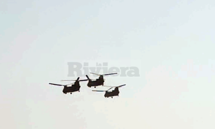 Tutti con gli occhi al cielo: elicotteri militari CH47 sorvolano la provincia di Imperia