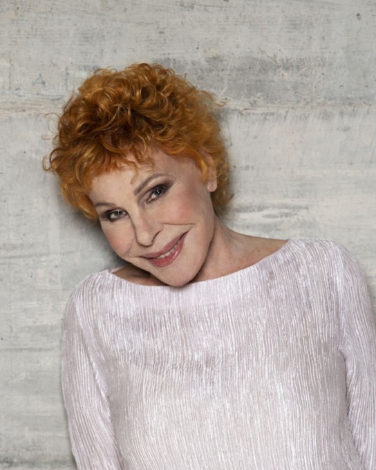 Ad Ornella Vanoni il primo premio Tenco in assoluto “per la grandezza dell’artista”