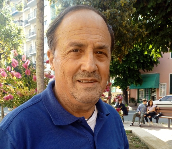 Bordighera Alta in lutto per la morte di Dino Rossi, l’ultimo barbiere