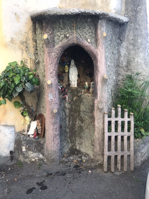 Posizionata la nuova statua della Madonnina