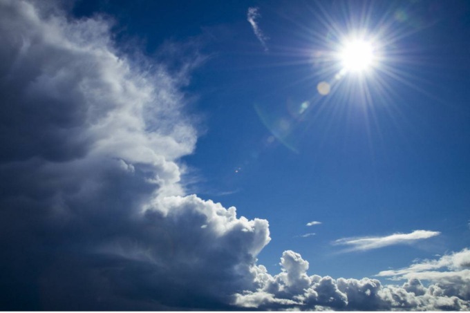 Il meteo del weekend: temperature in discesa e qualche rovescio