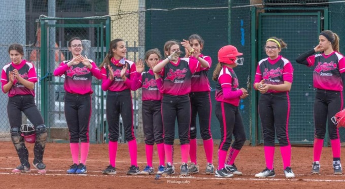Prima giornata di campionato per le under15 della Softball School Sanremo