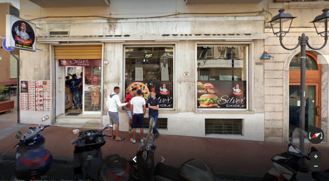 Ventimiglia: paninoteca frequentata da stranieri è socialmente pericolosa, sindaco revoca la licenza