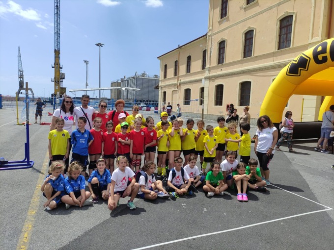 Una giornata di volley al porto di Oneglia