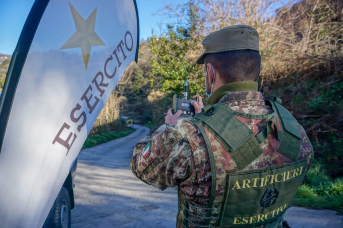 Scoperta una bomba da mortaio nel canyon di Buggio in Val Nervia