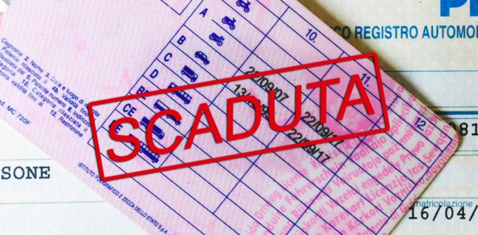 Sorpreso alla guida con patente sospesa da 16 anni