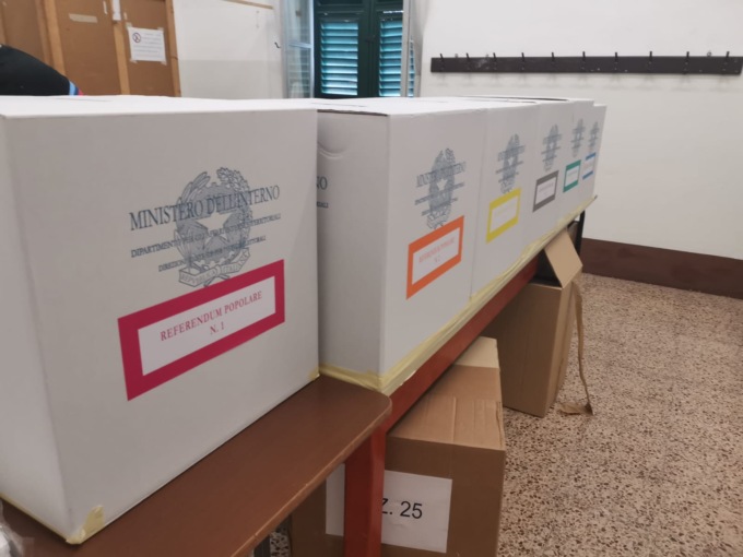 Elezioni e Referendum l’affluenza alle ore 19
