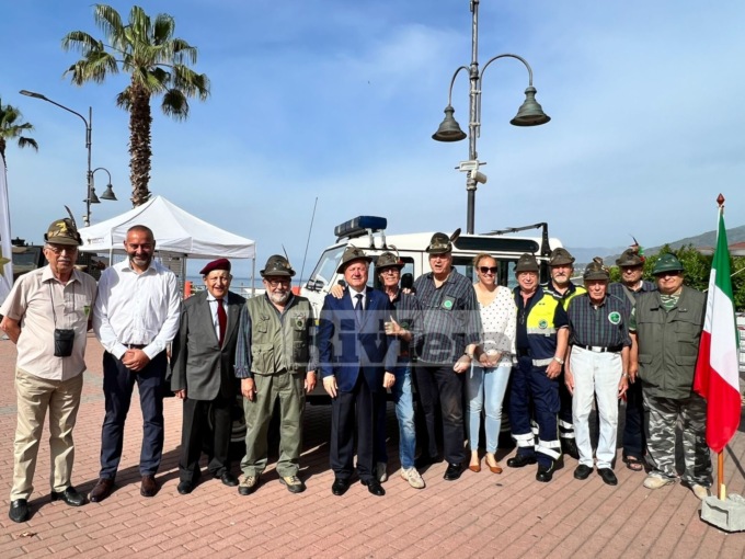 Ventimiglia saluta gli Alpini: domani parte la staffetta per Trieste
