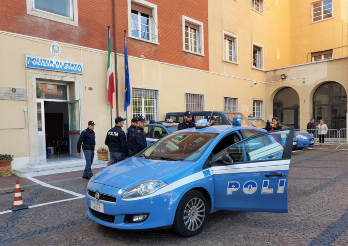 Bimbo picchiato, indagata anche la nonna