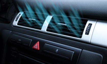 Multa per l'aria condizionata accesa in auto: quando scatta e perché