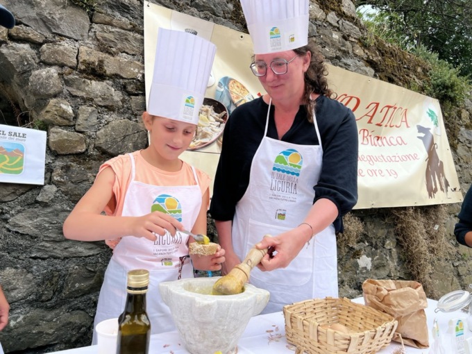 Liguria Food Ambassador, Pro Loco Mendatica candida la cucina bianca experience