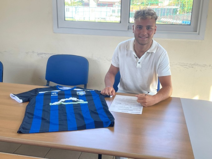 Alex Paraschiva all’Imperia calcio